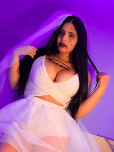 ValyriaX It's Halloween! 👰🏻👻 зображення 2