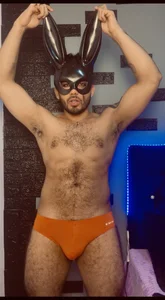 adamhairy halloween makeup Pic 7