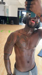 Mark_Vega Public Pic