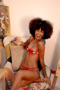 NaomiClay Public Pic 7