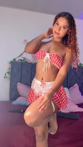 Sophie_velvet Naughty Little Doll 圖片