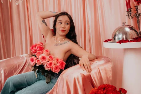 sofiaivanova Late night love🌹 Bilde 9