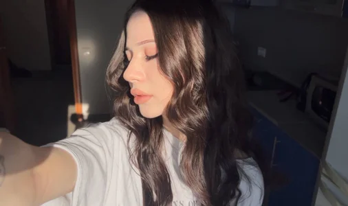 EvilyneEva Cute photo shoot for YOU ❤️ Pic