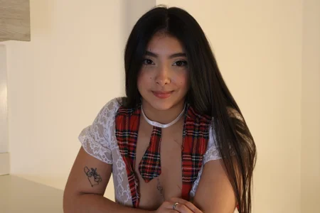 MirandaJohnson_ Hey master! Your favorite student is here 😈 Pic 3