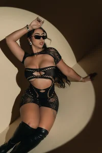 LeahJones_ sexy leah  7টি ছবি