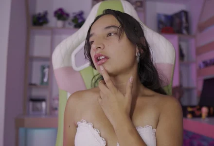 _emily_jonexs Public 사진 3