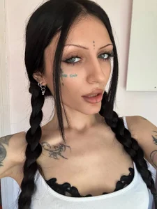 karinisse Public Bilde 5