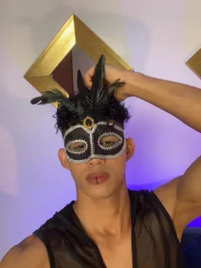 KamiSuarez: Happy Halloween ( 2 фото)