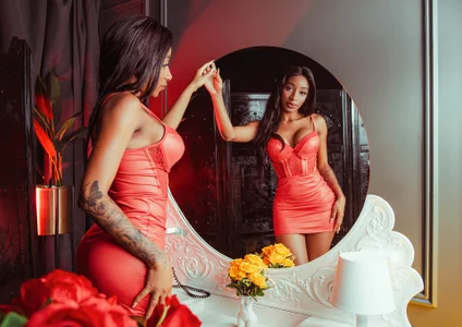 Angelesmith1 Angel or devil? 🔥 Foto