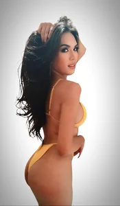 YourAsianTiffanyTS Public Poză