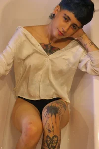 Ethan_lennoxのGET WET WITH MEの枚の写真