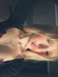 cutieblondyy's 🩵 Sex Photo 1