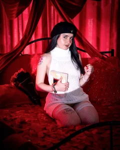 AshleypetitのHappy Valentine's Day, much love to allの枚の写真