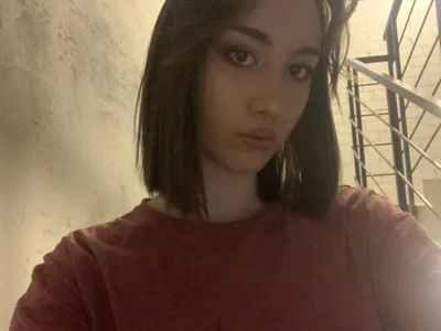 LouiseEvans Public Pic 4