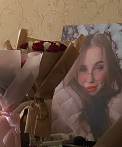 🥰Me with flowers💐 od SugarMuse  snímek