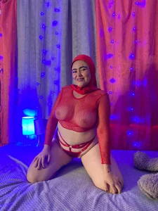 SO HORNY AND HOT 🥵 od MarianFadel  snímek