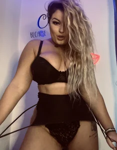 Public od AllysonK  4 snímek