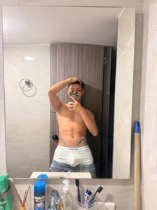 ryan_riley Public slika