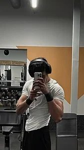 AlevderlerrsPublic图片