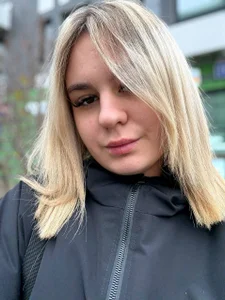 DejaBruhn Public Foto 3