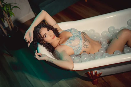 samantha_rogers Luxury Bathtub 💎 Hình 2