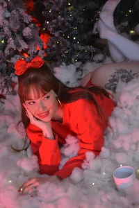 CorinneRusso Xmas Pic