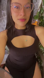 Liulee Me 🌸  2টি ছবি