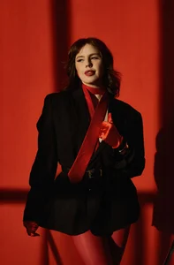 Aisha_Riley welcoming spring in new images! Pic 2