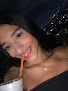 lucianalopezz_'s XXX Nude Photo 3