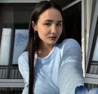 Public od JessieTurner  3 snímek