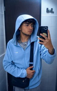 Ying-Jenm Public slika 5