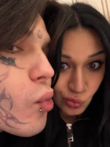 twosin Public Foto