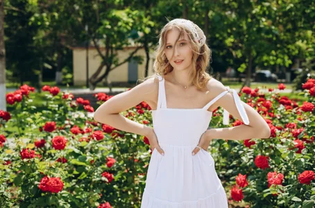 LolaWilsonsのsummer vibeの枚の写真