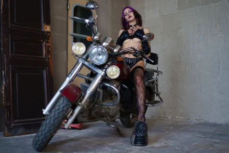 Bike girl