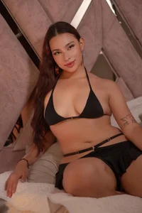 Know Me. Im Nova ❤️‍🔥 de nova_silk  2 Imagens