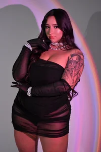 MiaaCastroo Public صورة واحدة|MiaaCastroo Public صورتان|MiaaCastroo Public  9 صور|MiaaCastroo Public  9 صورة