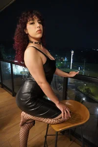 Eli666uwuのGotic girlの 4枚の写真