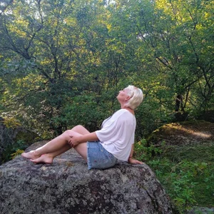 MaryJane441 Nothing special, it's just me Pic 4