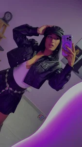 Scarlett_12 kullanıcısının do you like my sesy outfit? albümü -  4 fotoğraf