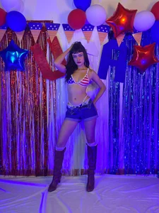 candyclair1 Happy July 4 ❤️🤍💙 Pic 3