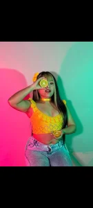 Mila_1wood sour and sweet 🍊💛🍭 Foto