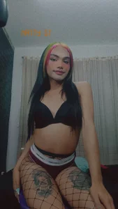 kitty_queen10: kitty_queen10 ( 2 фото)