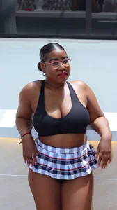 Darnellqueen Mini-skirt for a hot time! 🌞 Pic 2