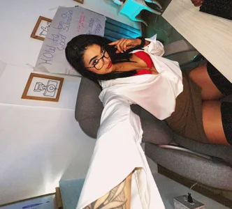 Mistress Teacher 👩‍🏫😈 od Scarleth6  5 snímek