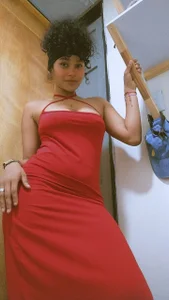 hailey_velvet Public Pic 3