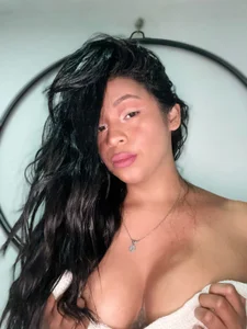 TaylorSainz Public Kuva 5