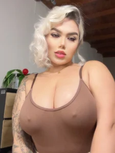 SalomeStorm_ Big boobs Pic 2