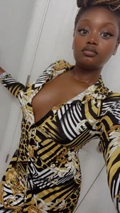 CouplesFantasyBBCs XXX nøgenfoto 1