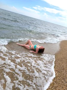 ElektraShine29 beach time Pic 6