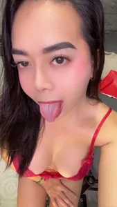 xxtransmanilasuexx In red lingerie зображення 5
